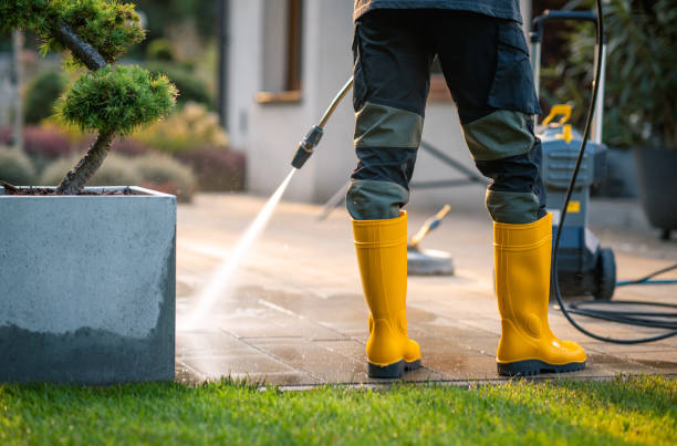 Best Garage Pressure Washing  in Fillmore, CA
